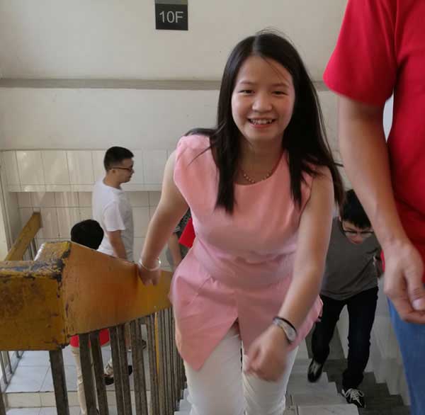 海外事業(yè)部文化拓展活動：堅持30天爬樓梯上班，到10樓辦公室